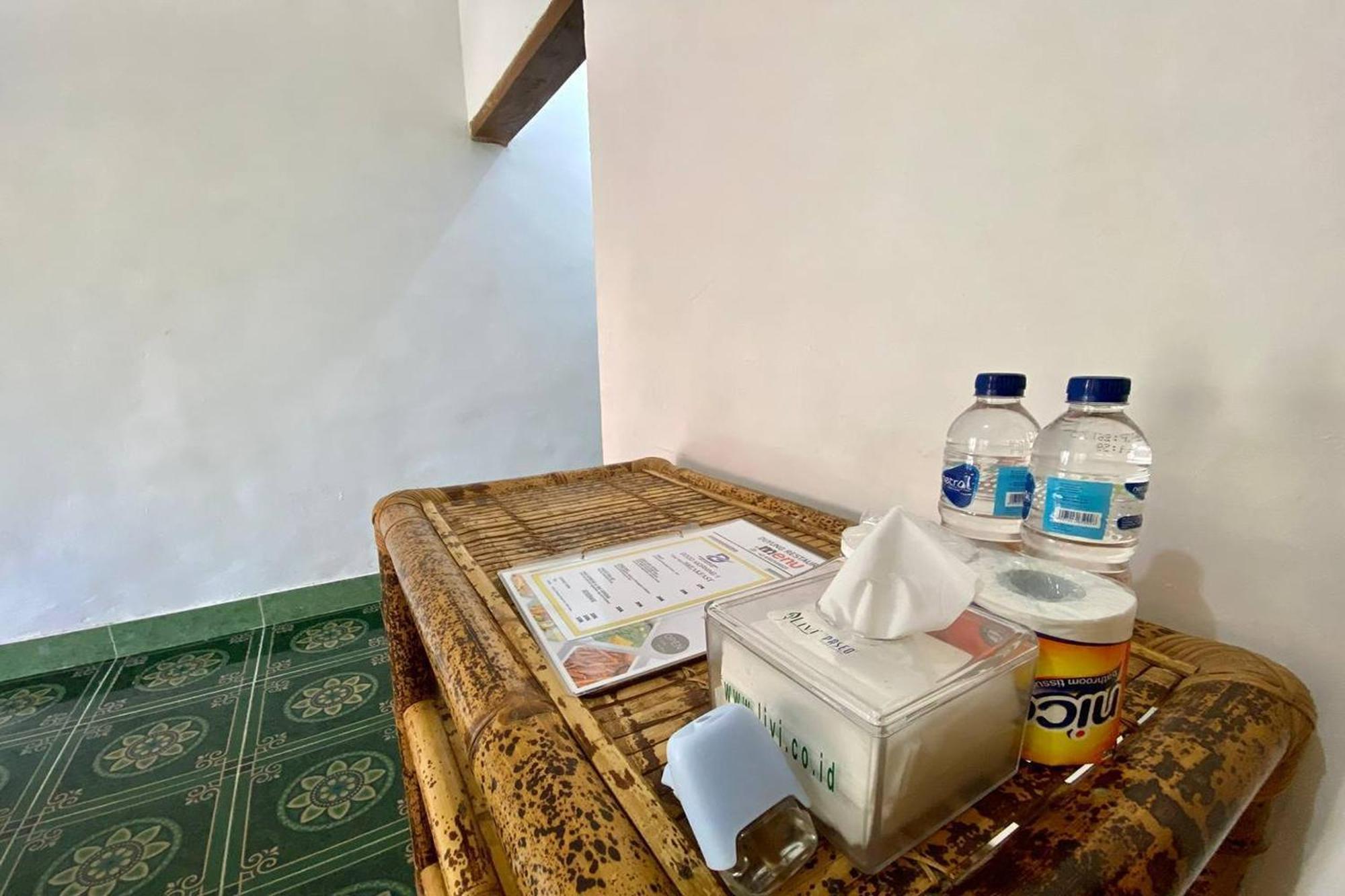 Duyung Rooms & Resto Gerupuk Bumbang Eksteriør billede