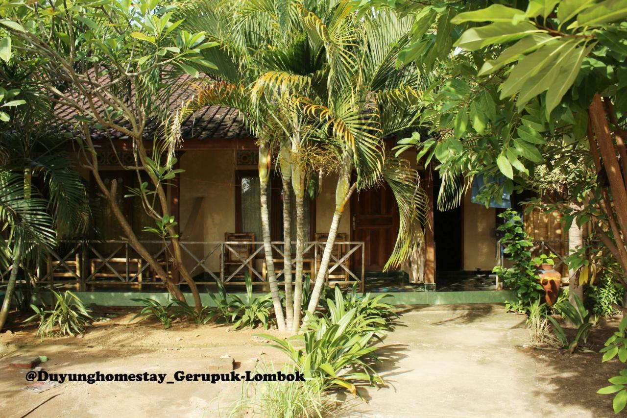 Duyung Rooms & Resto Gerupuk Bumbang Eksteriør billede