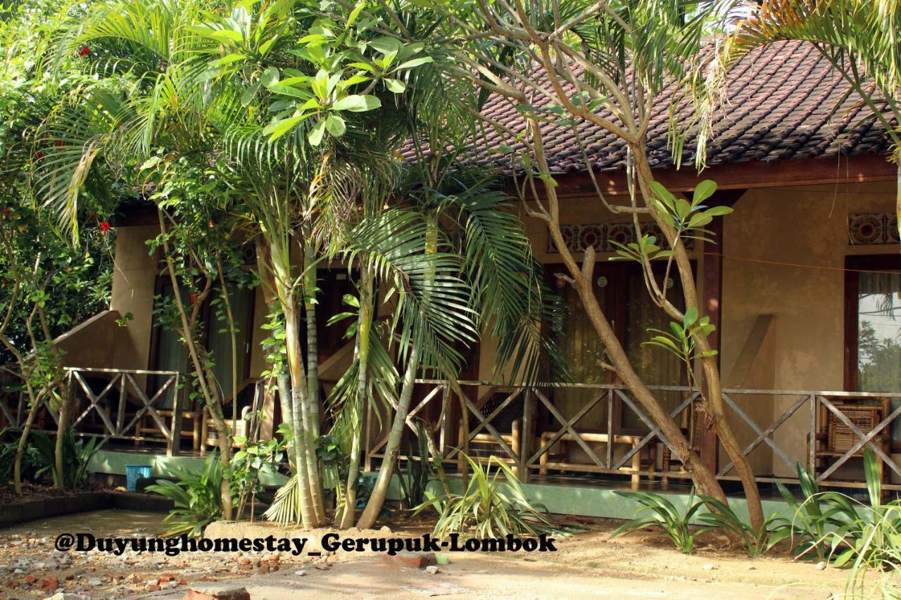 Duyung Rooms & Resto Gerupuk Bumbang Eksteriør billede