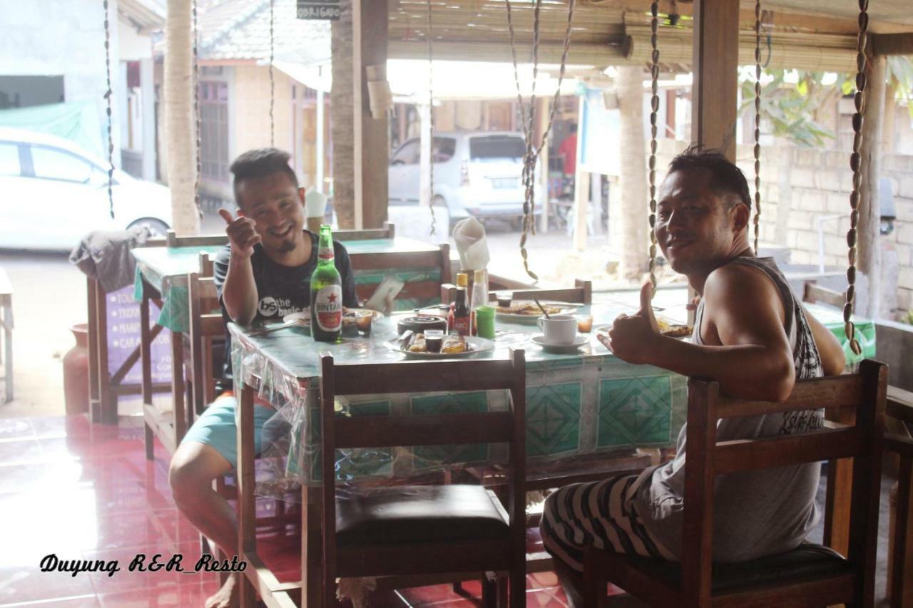 Duyung Rooms & Resto Gerupuk Bumbang Eksteriør billede